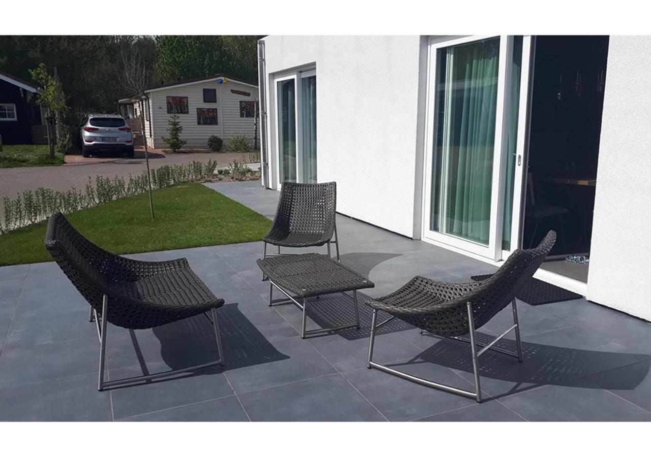 Chaletparc Krabbenkreek Zeeland - Chalet 232 Sint Annaland Zewnętrze zdjęcie